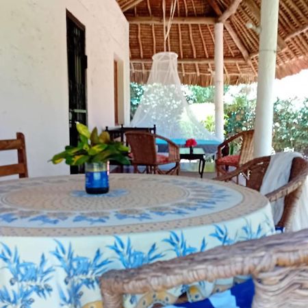 Les Datchi Cottages شاطئ دياني المظهر الخارجي الصورة