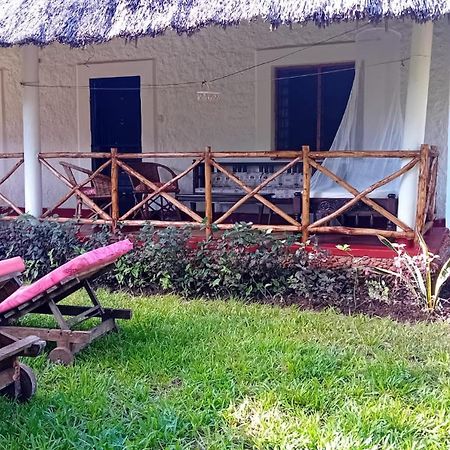 Les Datchi Cottages شاطئ دياني المظهر الخارجي الصورة
